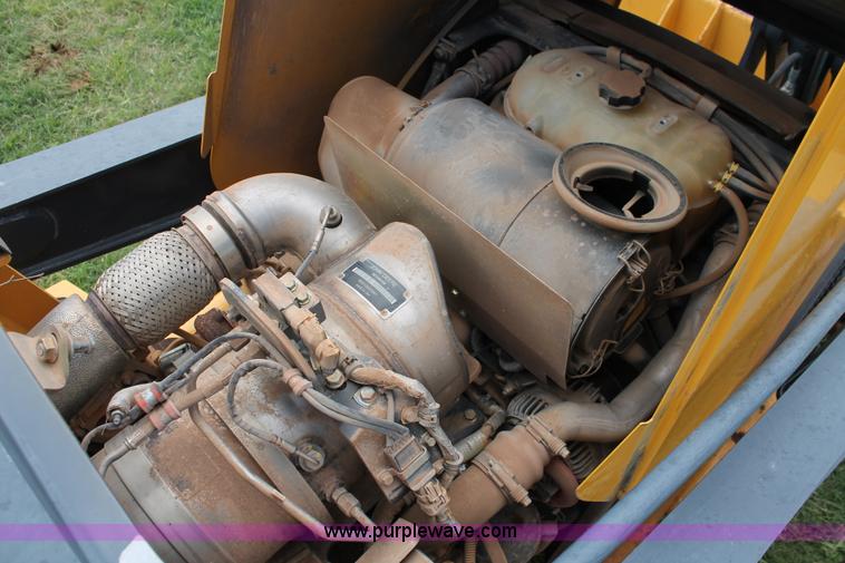 image for item K8902 2012 John Deere 310SK backhoe