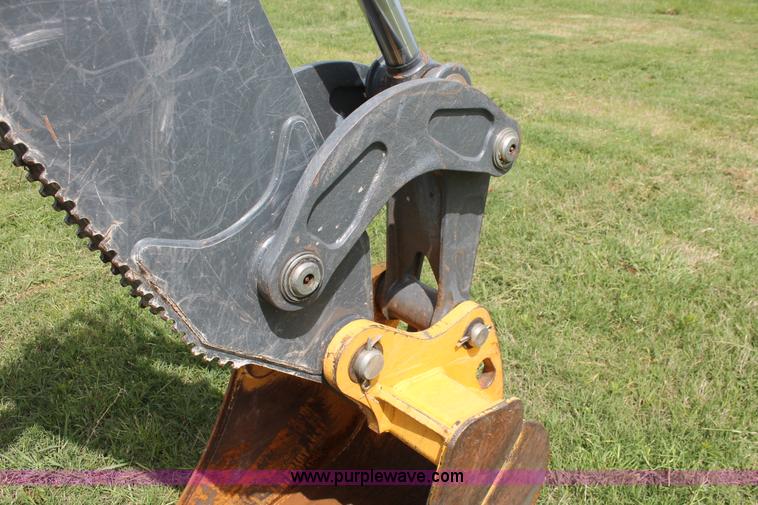 image for item K8902 2012 John Deere 310SK backhoe