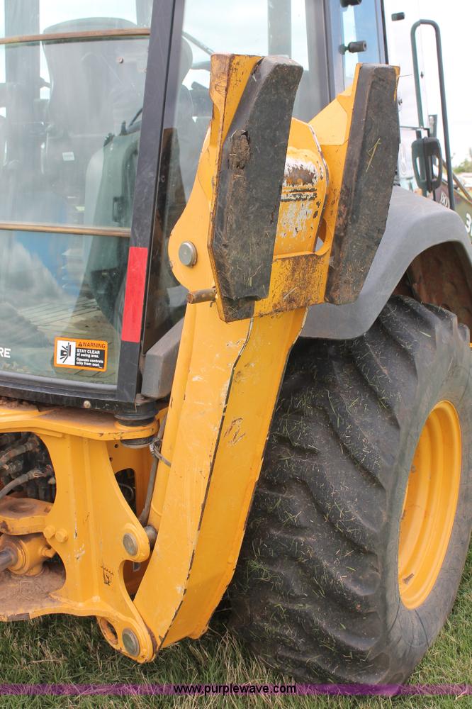 image for item K8902 2012 John Deere 310SK backhoe