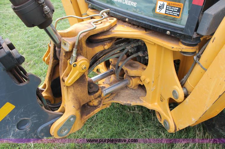 image for item K8902 2012 John Deere 310SK backhoe