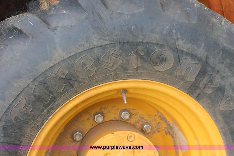 image for item K8902 2012 John Deere 310SK backhoe