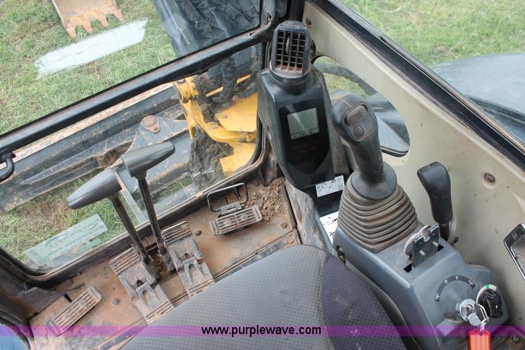 image for item K8903 2011 John Deere 50D mini excavator