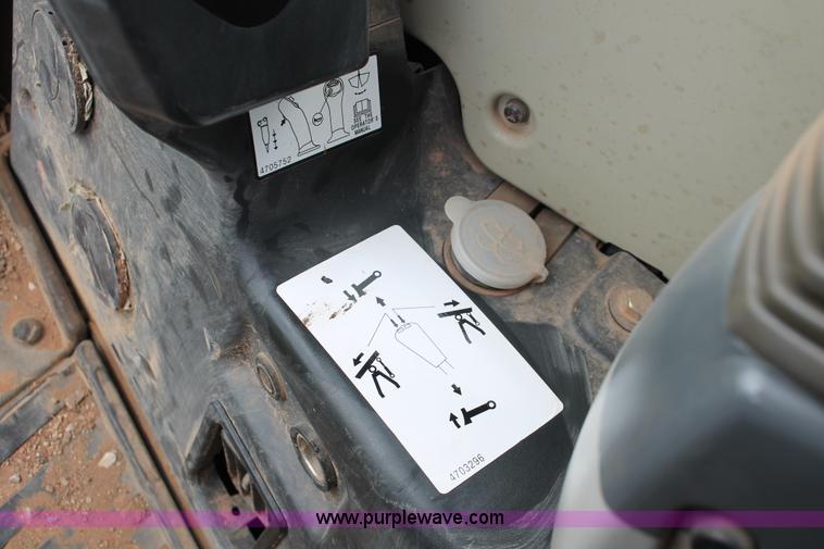 image for item K8903 2011 John Deere 50D mini excavator