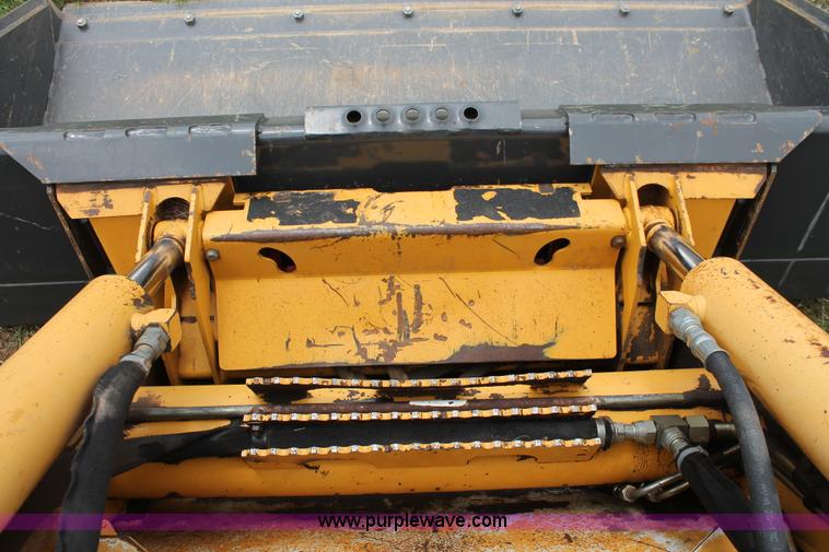 image for item K8904 2006 John Deere CT332 skid steer