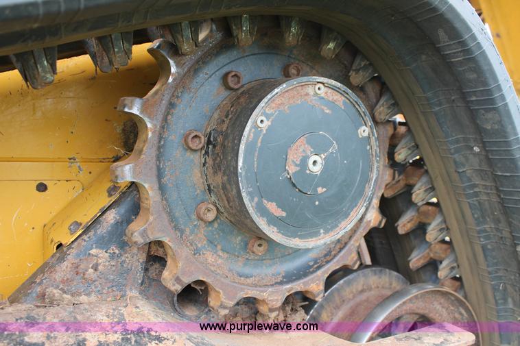 image for item K8904 2006 John Deere CT332 skid steer