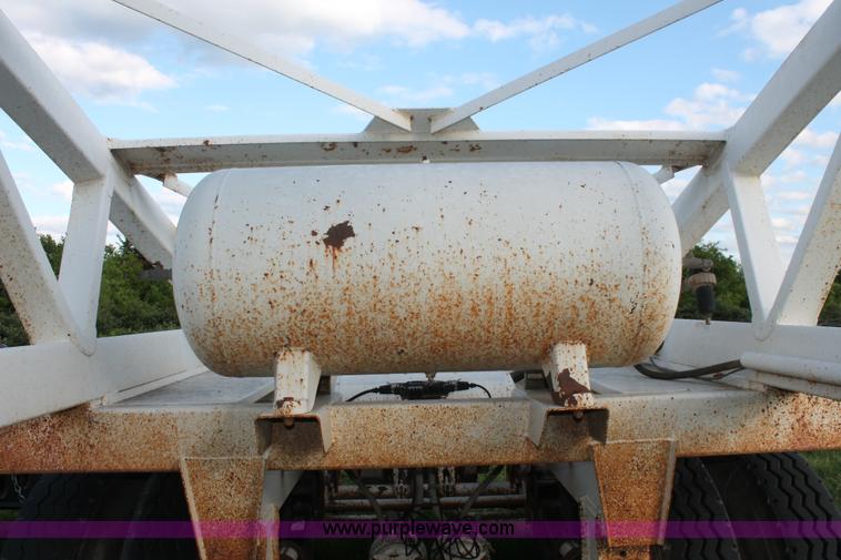 image for item K8907 2006 Manac LWBD-A40 bottom dump trailer