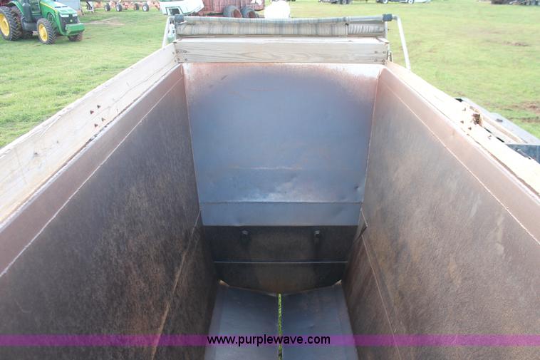 image for item K8907 2006 Manac LWBD-A40 bottom dump trailer