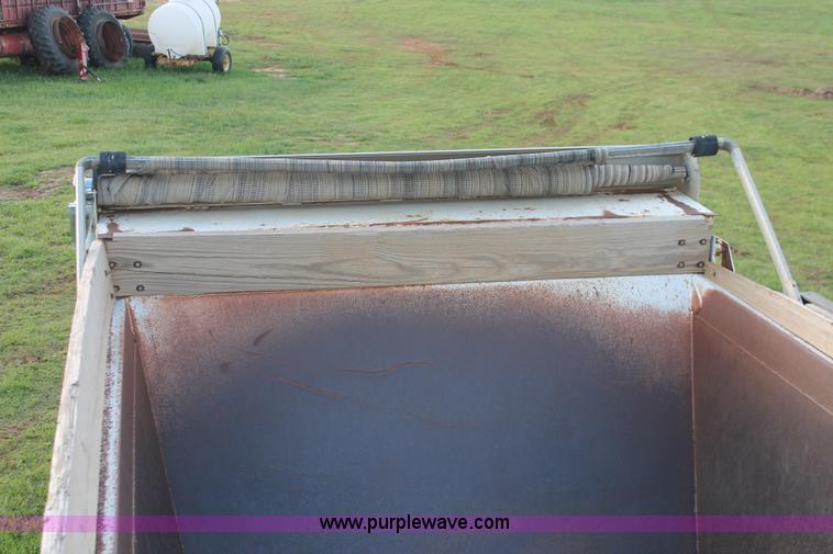 image for item K8907 2006 Manac LWBD-A40 bottom dump trailer