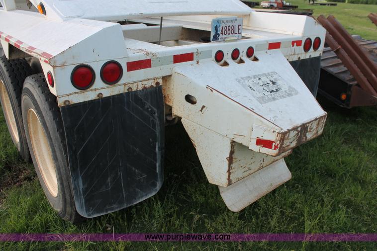 image for item K8907 2006 Manac LWBD-A40 bottom dump trailer