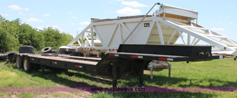 image for item K8908 1991 Kalyn Siebert LB-35T low boy trailer