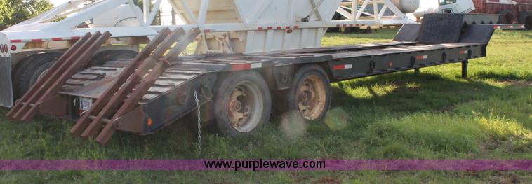 image for item K8908 1991 Kalyn Siebert LB-35T low boy trailer