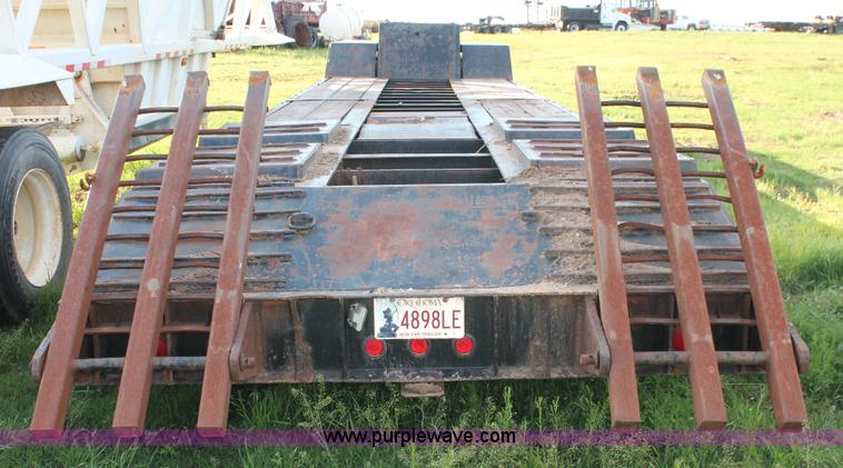 image for item K8908 1991 Kalyn Siebert LB-35T low boy trailer