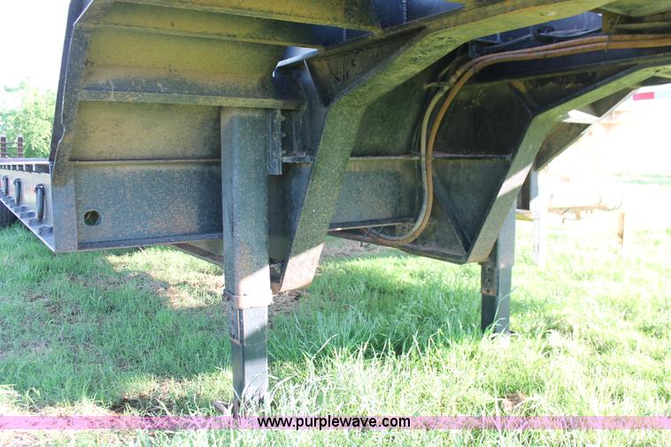 image for item K8908 1991 Kalyn Siebert LB-35T low boy trailer