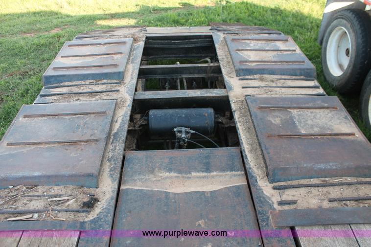 image for item K8908 1991 Kalyn Siebert LB-35T low boy trailer