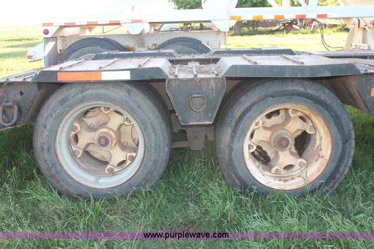 image for item K8908 1991 Kalyn Siebert LB-35T low boy trailer