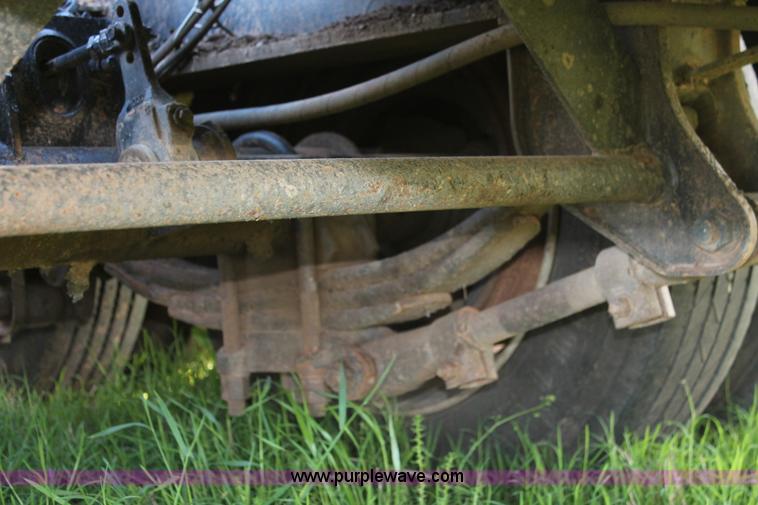 image for item K8908 1991 Kalyn Siebert LB-35T low boy trailer