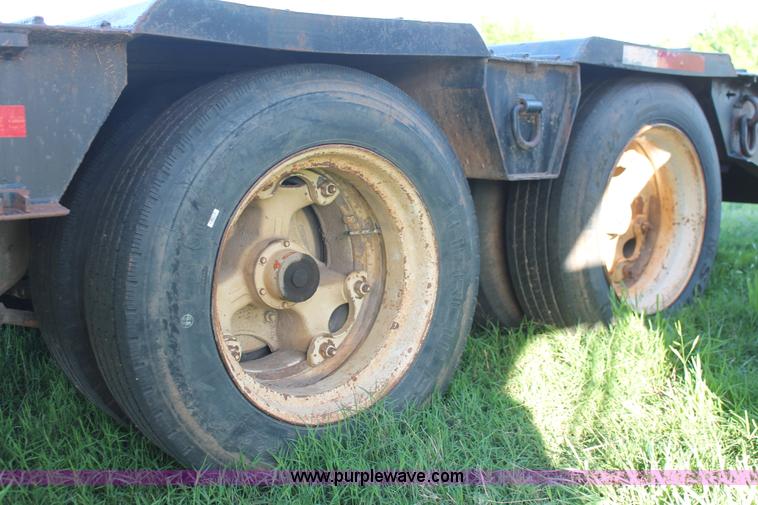 image for item K8908 1991 Kalyn Siebert LB-35T low boy trailer