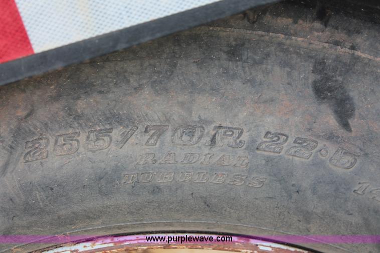 image for item K8908 1991 Kalyn Siebert LB-35T low boy trailer