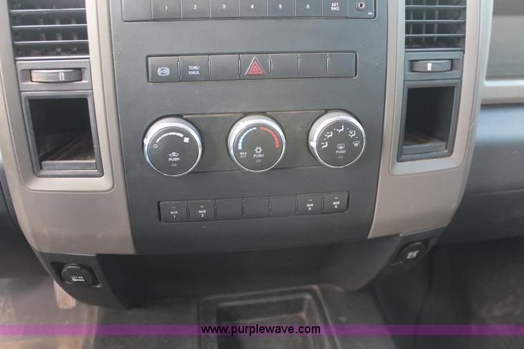 image for item K8911 2012 Dodge Ram 3500HD Quad Cab flatbed pickup truck