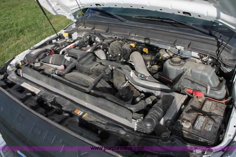 image for item K8912 2012 Ford F350  XL Super Duty Crew Cab flatbed pickup truck