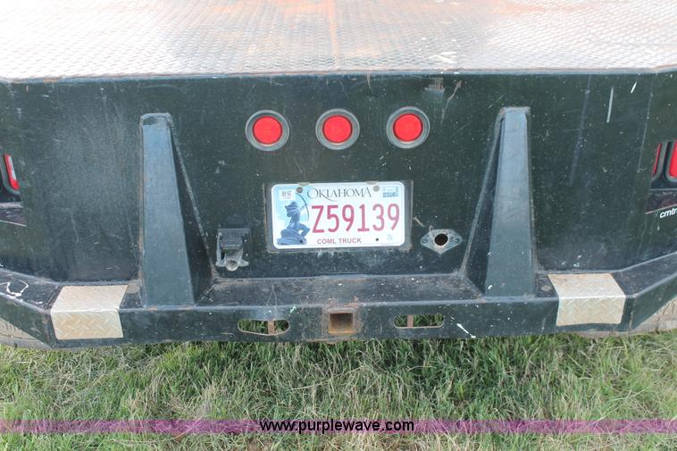 image for item K8912 2012 Ford F350  XL Super Duty Crew Cab flatbed pickup truck