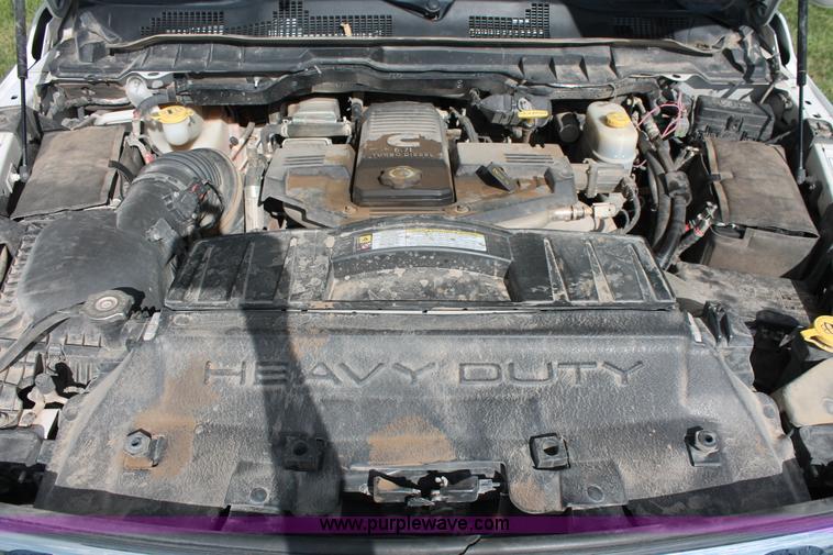 image for item K8918 2011 Dodge Ram 3500HD flatbed pickup truck