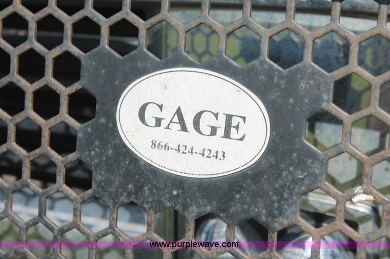 image for item K8918 2011 Dodge Ram 3500HD flatbed pickup truck