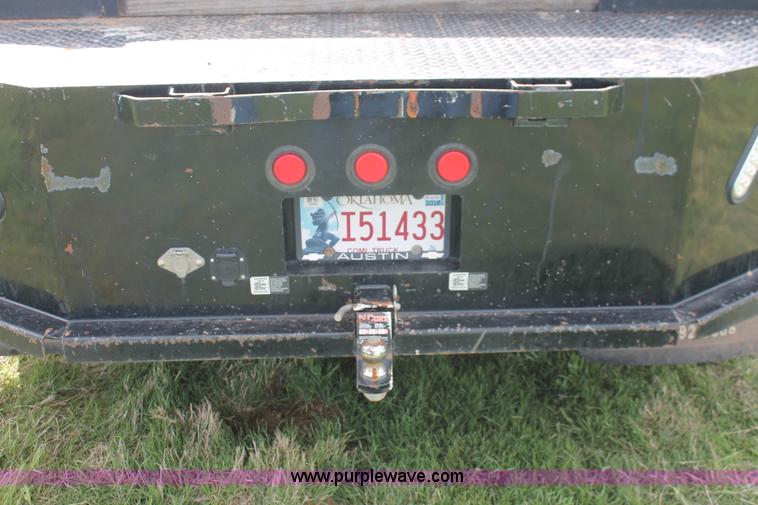 image for item K8918 2011 Dodge Ram 3500HD flatbed pickup truck