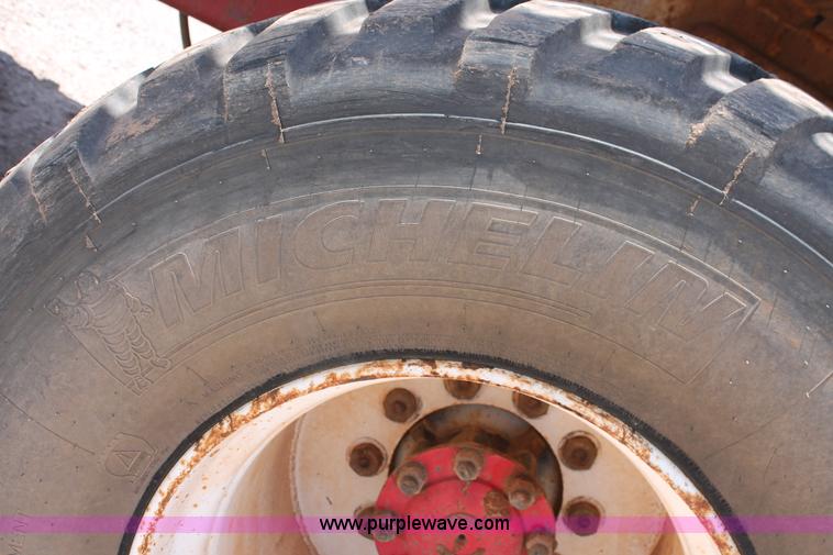 image for item K8953 2000 Sterling L9511 vacuum truck