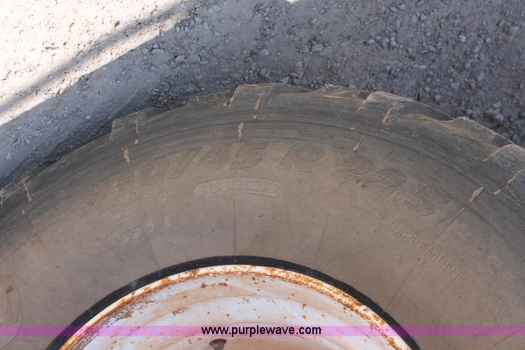 image for item K8953 2000 Sterling L9511 vacuum truck