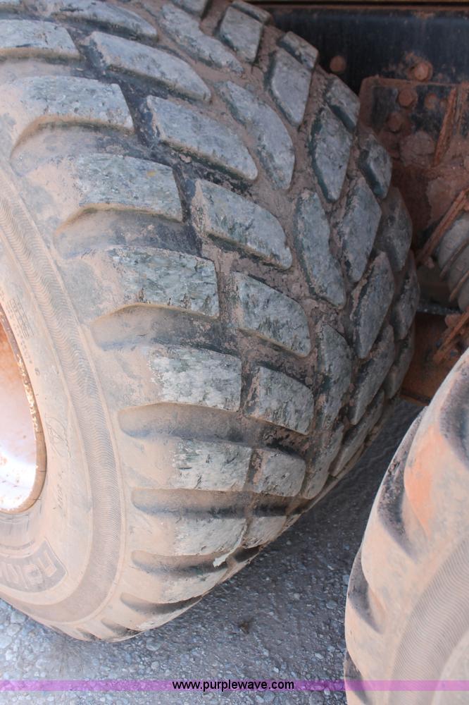 image for item K8954 2000 Sterling A9500 vacuum truck