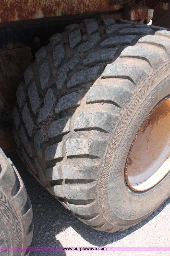 image for item K8954 2000 Sterling A9500 vacuum truck