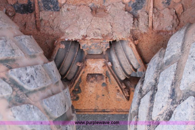 image for item K8954 2000 Sterling A9500 vacuum truck