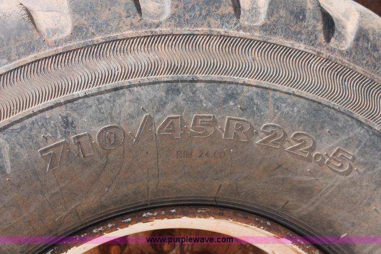 image for item K8954 2000 Sterling A9500 vacuum truck