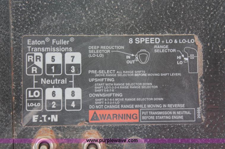 image for item K8955 2000 Mack RD688S vacuum truck