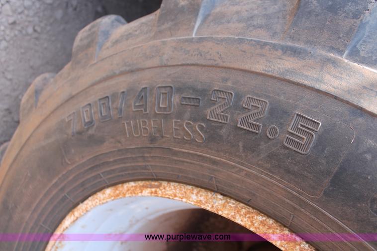 image for item K8955 2000 Mack RD688S vacuum truck