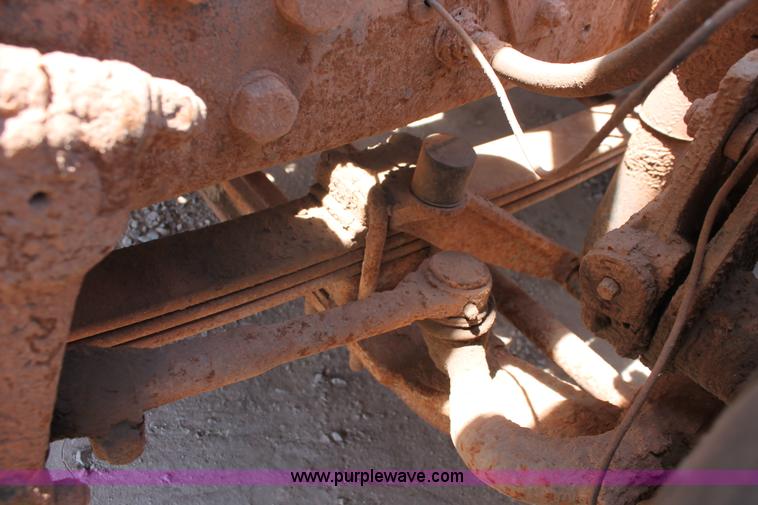 image for item K8955 2000 Mack RD688S vacuum truck