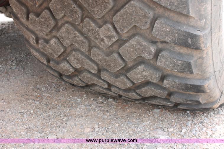 image for item K8956 2000 Sterling L9500 applicator spreader truck