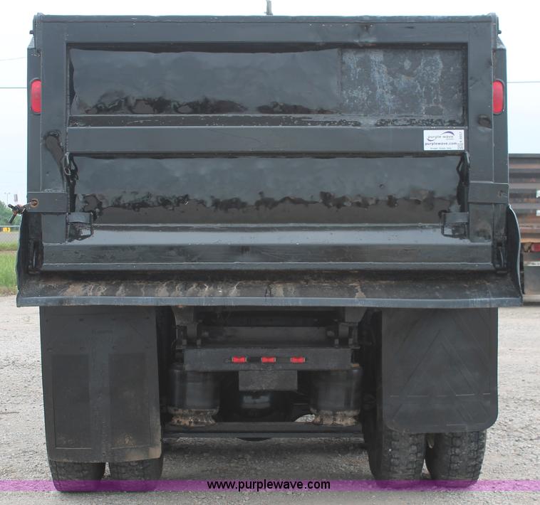 image for item K8957 2000 Mack CH613 dump truck