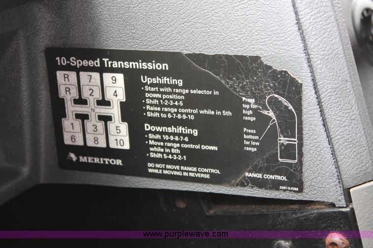 image for item K8957 2000 Mack CH613 dump truck