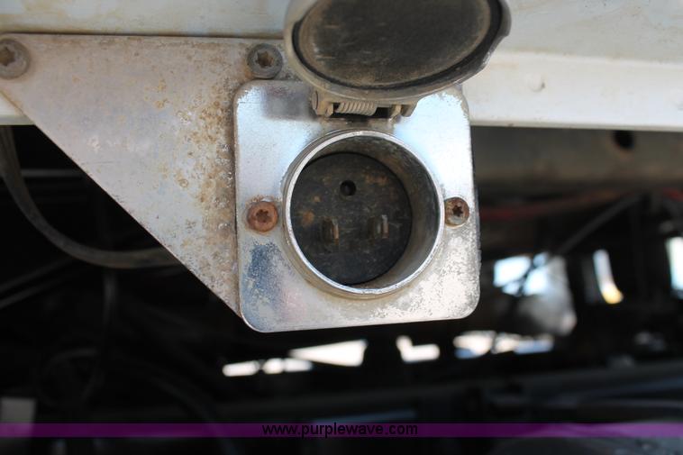 image for item K8958 1995 Mack CH613 vacuum truck