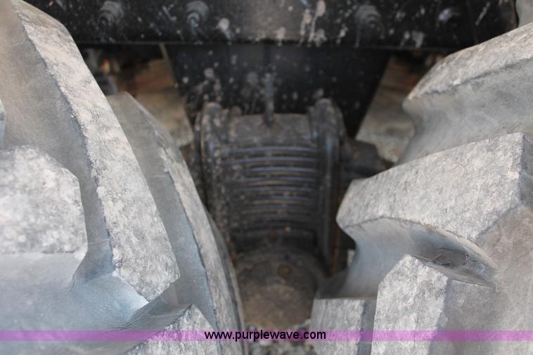 image for item K8958 1995 Mack CH613 vacuum truck