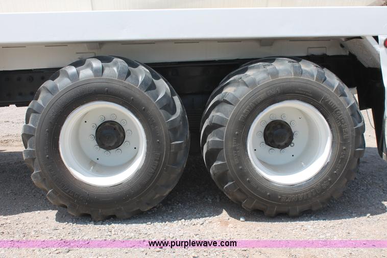 image for item K8958 1995 Mack CH613 vacuum truck