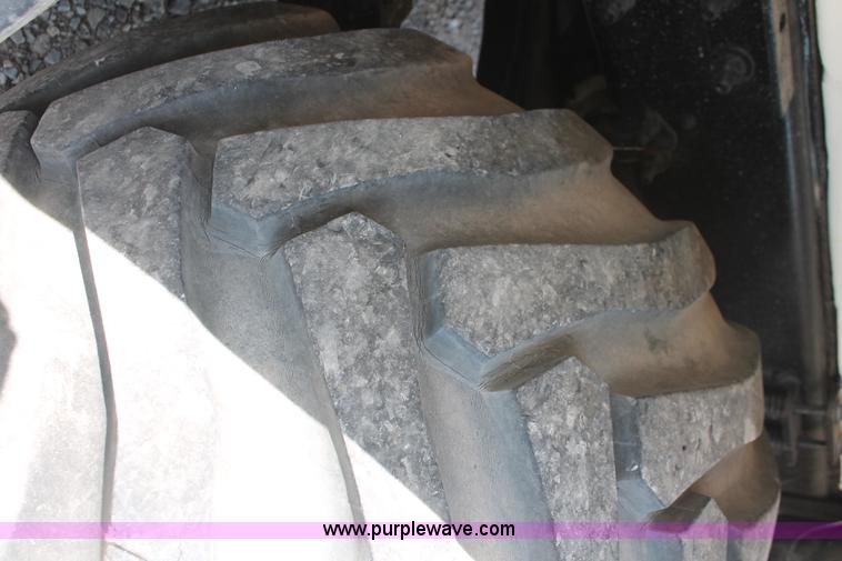 image for item K8958 1995 Mack CH613 vacuum truck