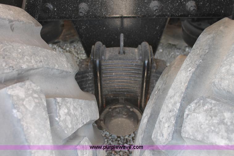 image for item K8958 1995 Mack CH613 vacuum truck