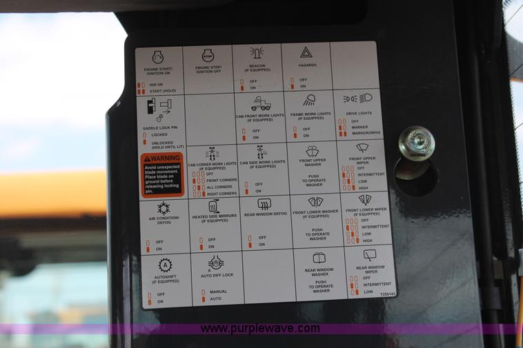 image for item K8959 2010 John Deere 672G motor grader