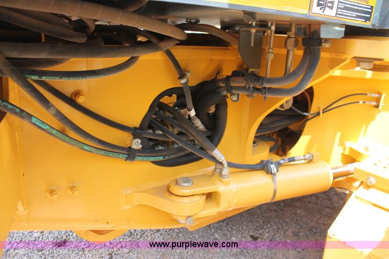 image for item K8959 2010 John Deere 672G motor grader