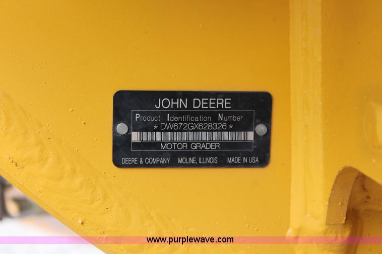 image for item K8959 2010 John Deere 672G motor grader