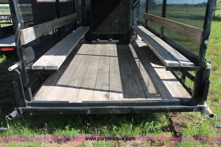 image for item K8967 2012 Texoma worksite cooling trailer