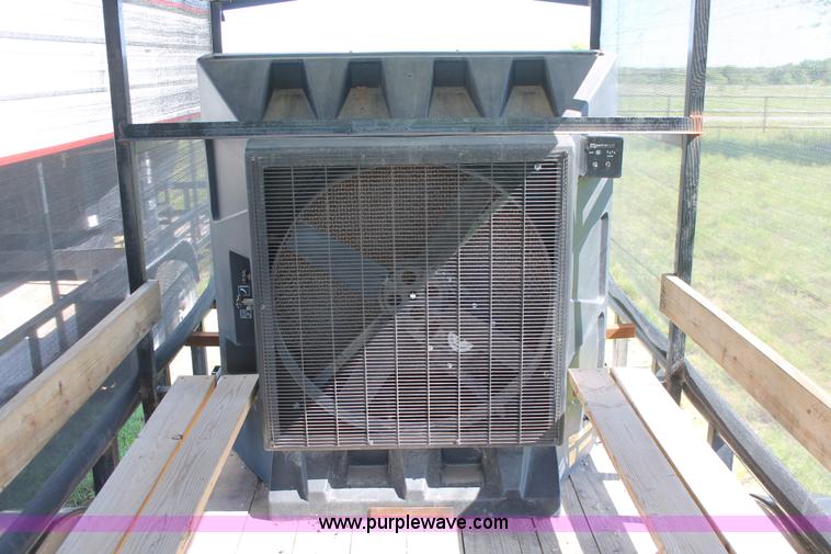 image for item K8967 2012 Texoma worksite cooling trailer